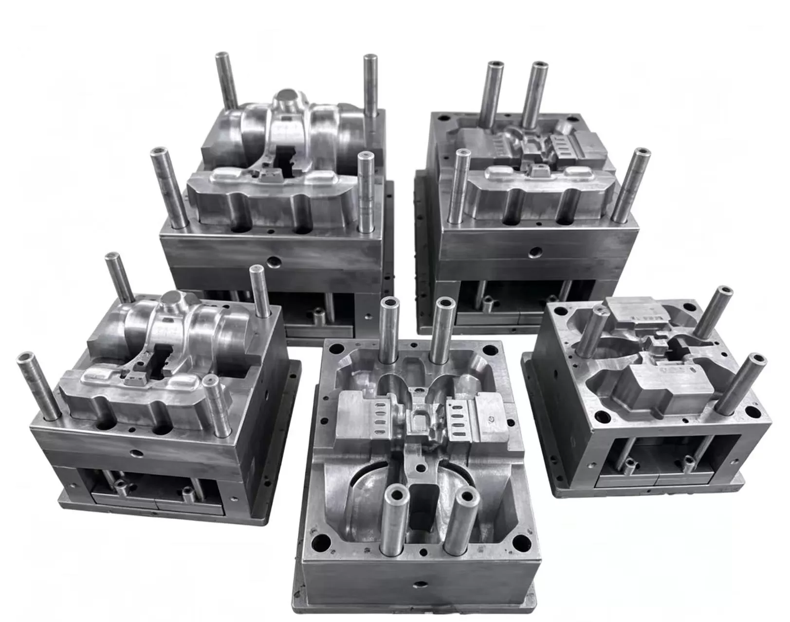 أجزاء مشغّلة باستخدام CNC ثلاثية المحاور