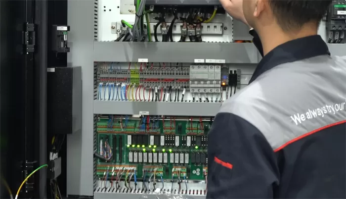 مكونات ماكينة VMC