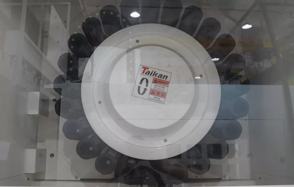 مركز تصنيع عمودي مركز تصنيع عمودي