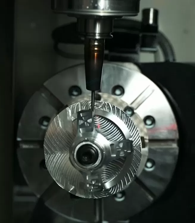 مكونات أساسية عالية الأداء _ تعزيز الكفاءة والدقة